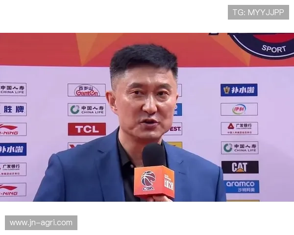 广东为李文昊庆生杜锋备受尊重