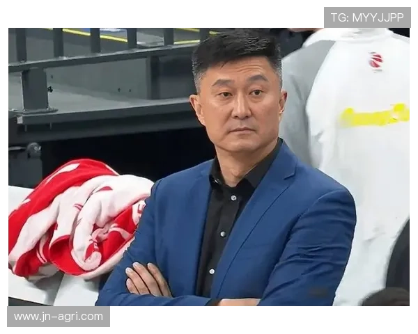 杜锋：赛季艰难球员鼎力相助